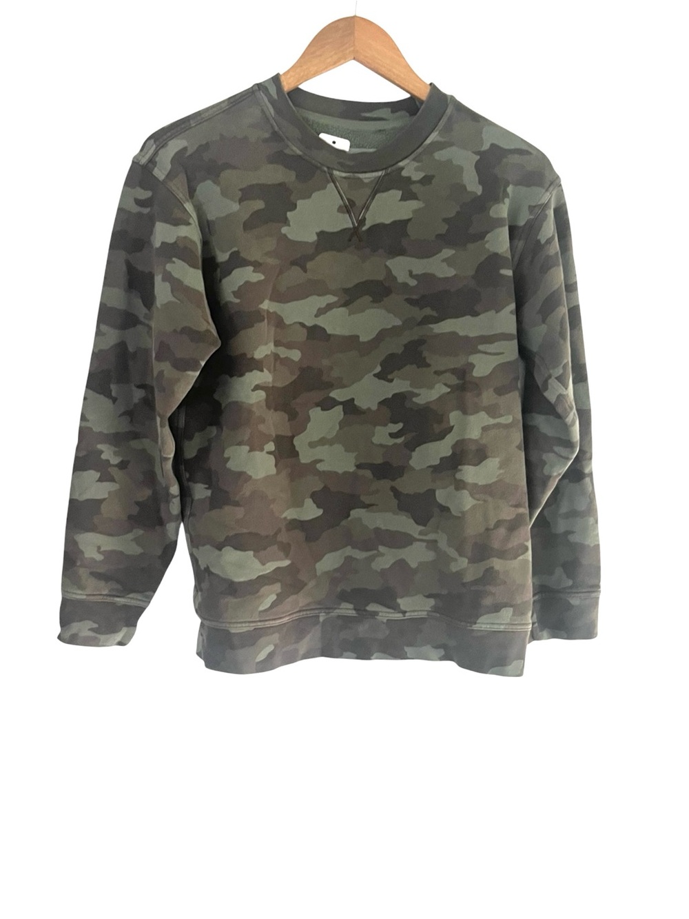 Lululemon crewneck camo top